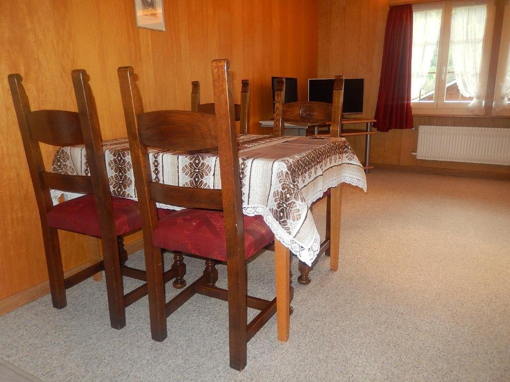 Ferienwohnung Kalchofen Boltigen Kamer foto